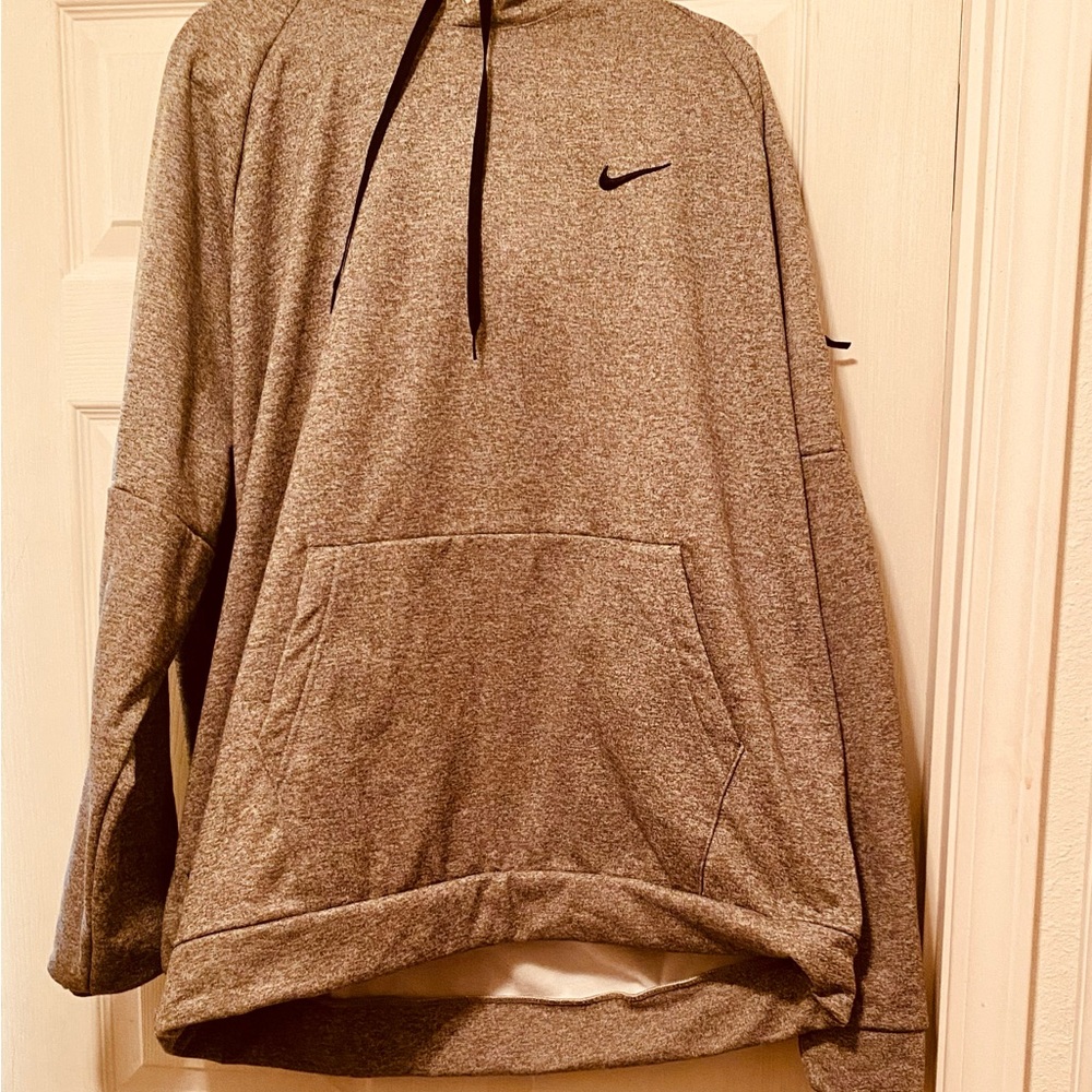 💖Nike THERMA-FIT fleece-lined Hoodie💖
